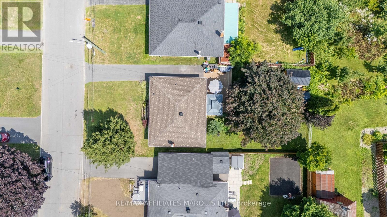 1210 OSBORNE AVENUE - 38