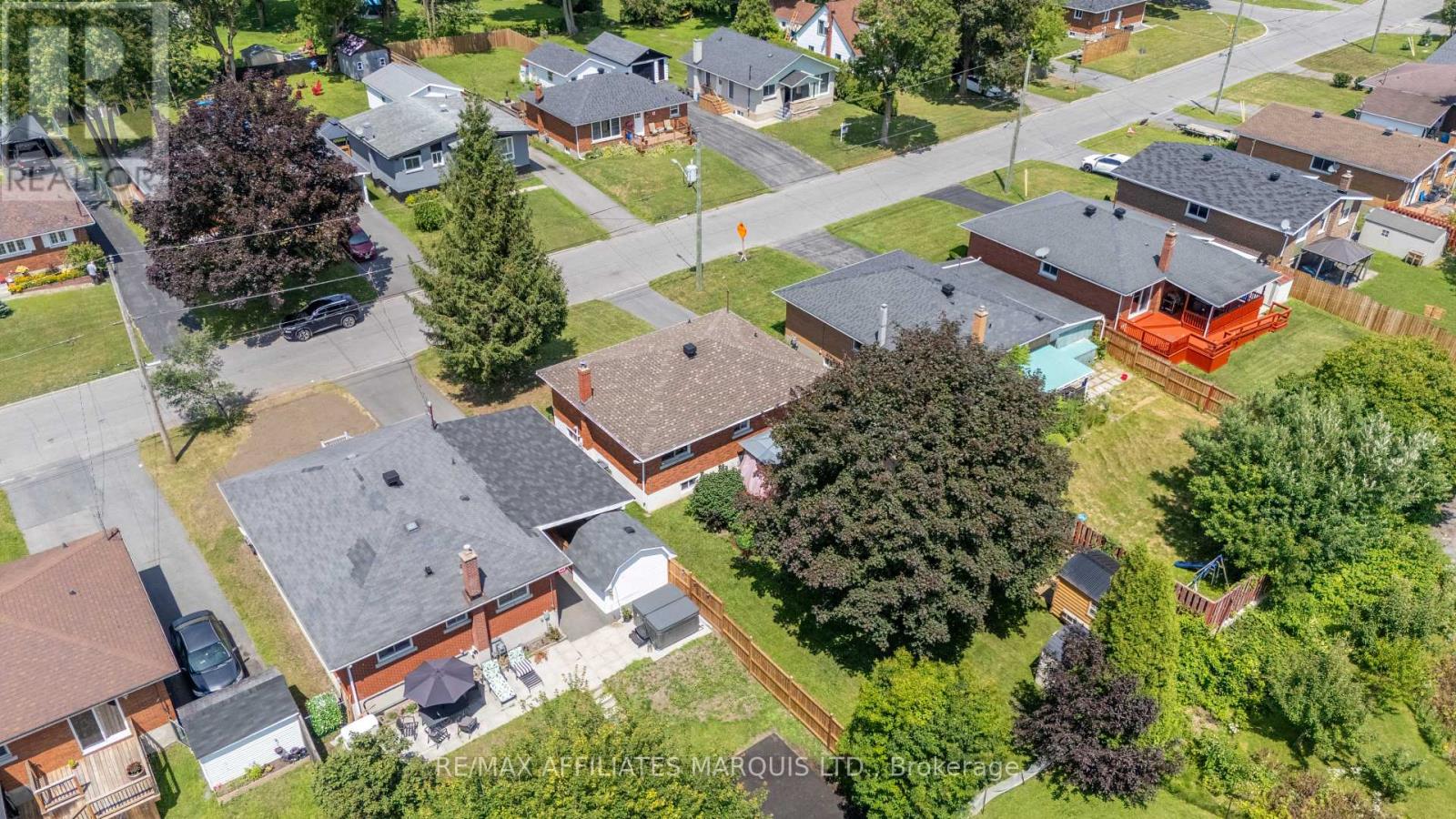 1210 OSBORNE AVENUE - 39