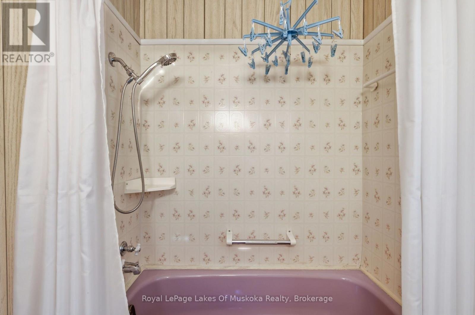 1423 DEER LAKE NARROWS ROAD - 23
