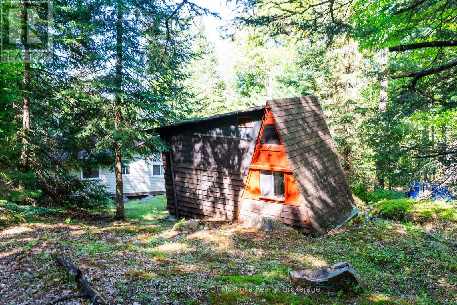 1423 DEER LAKE NARROWS ROAD - 28