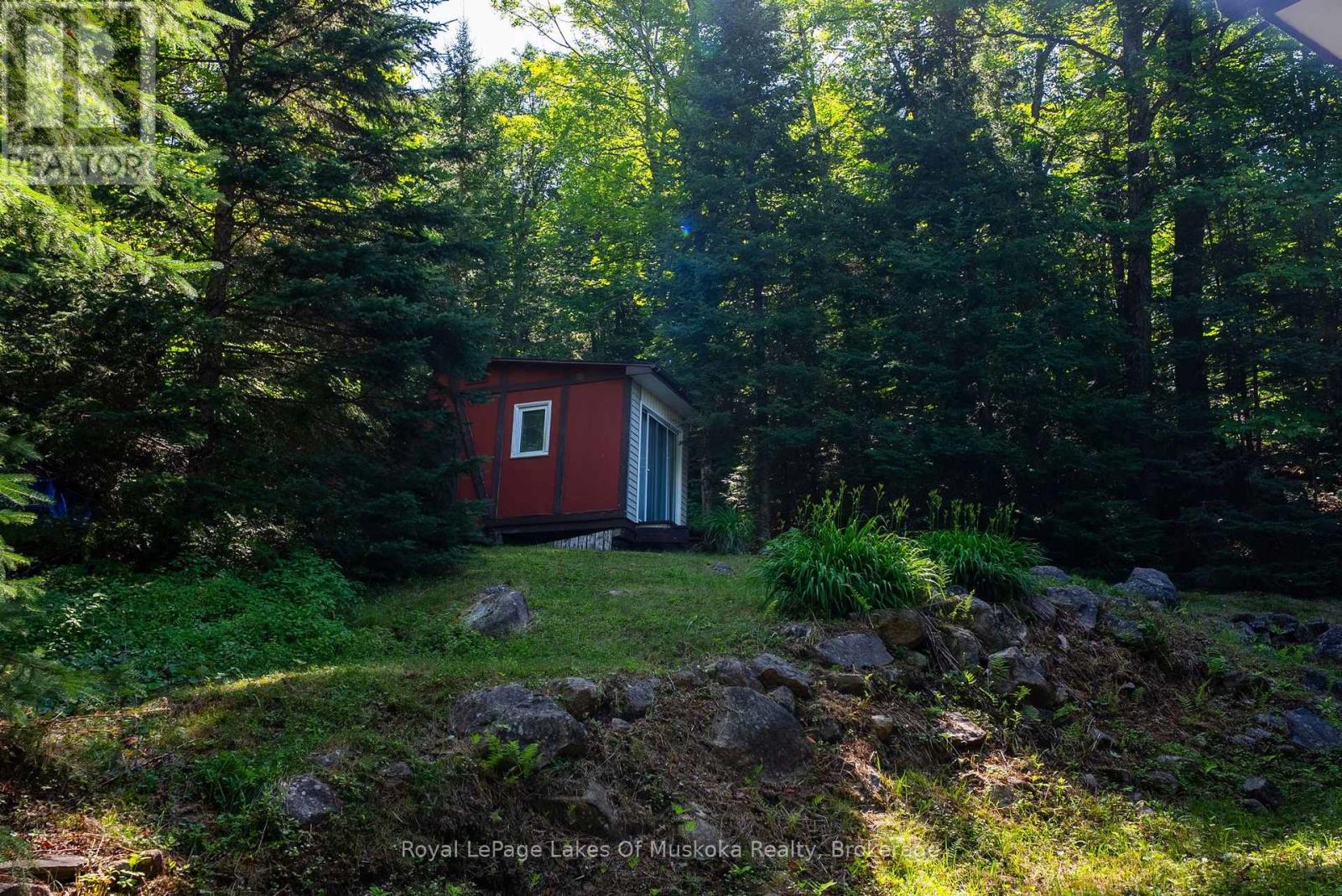 1423 DEER LAKE NARROWS ROAD - 29