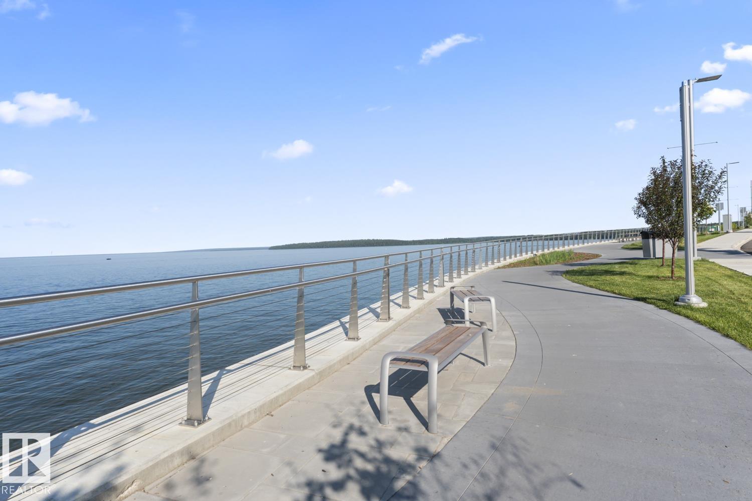 315 Lakeshore DR - Image 38
