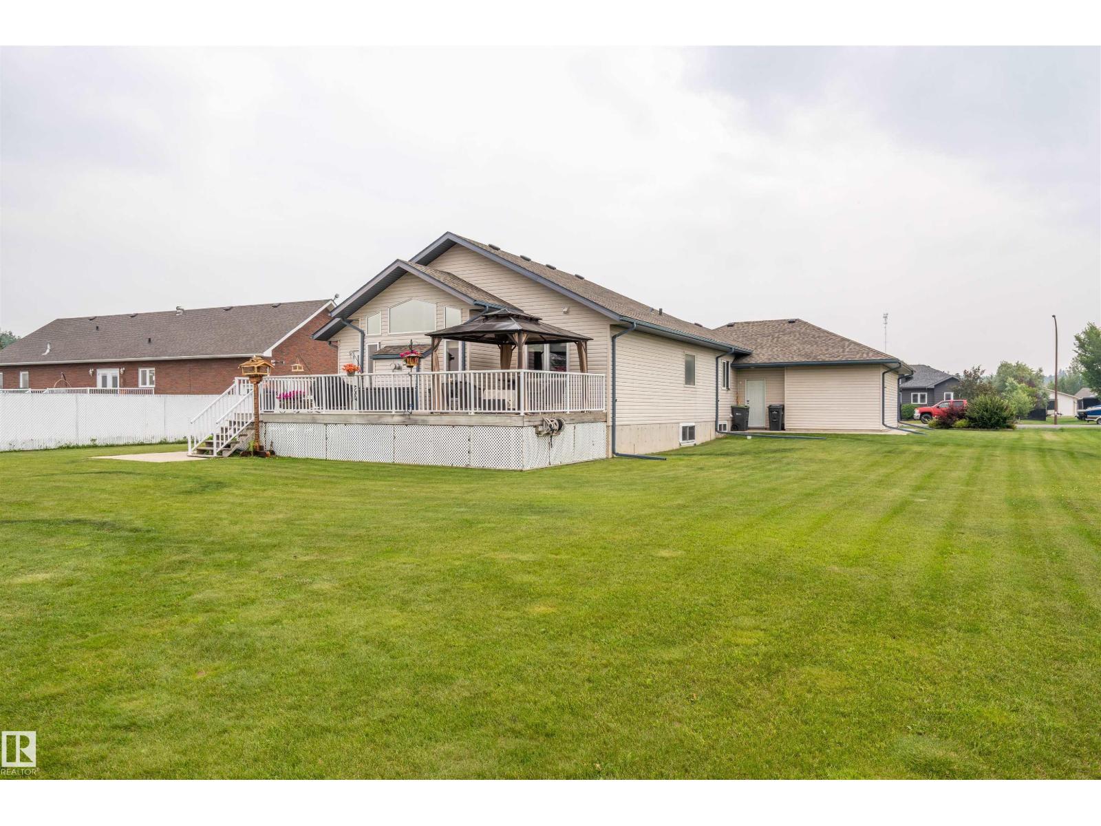 3006 Red Fox DR - 30