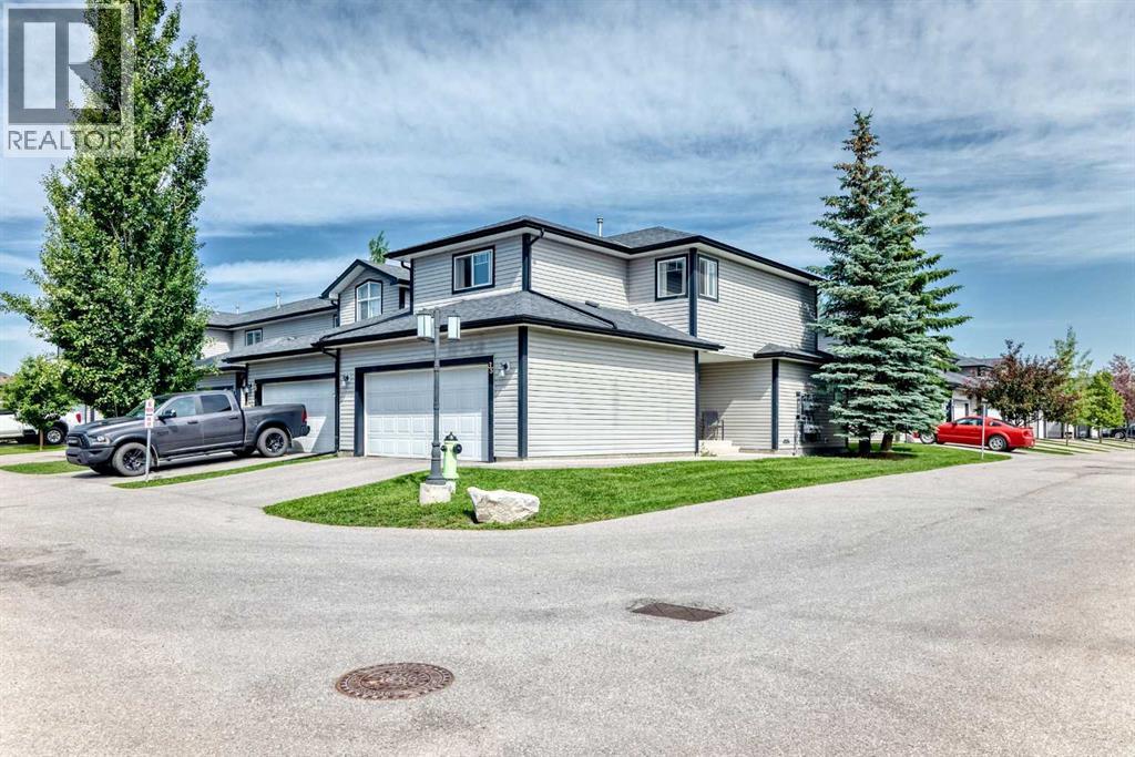 #35 102 Canoe Square SW - 39