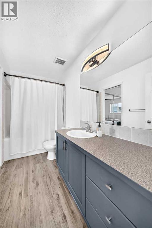 #35 102 Canoe Square SW - 31