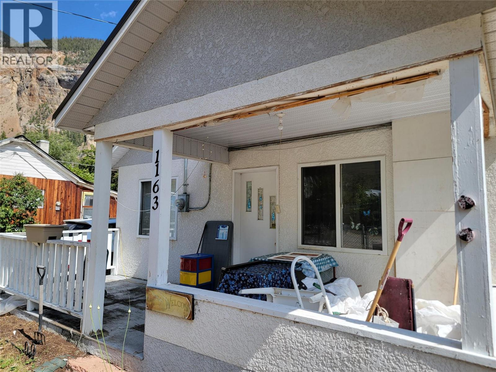 1163 Scott Avenue - 20