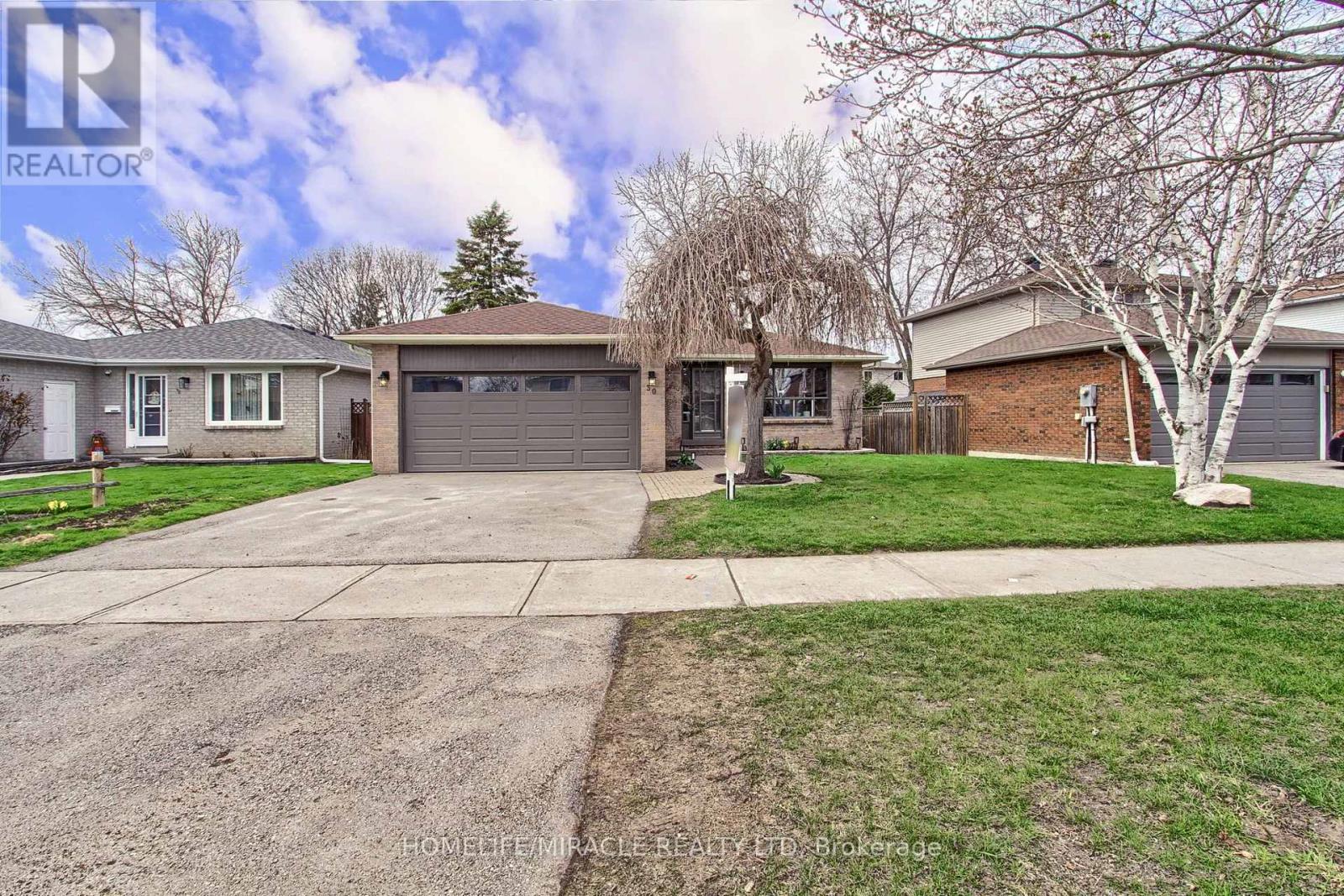 30 NORTHGATE DRIVE - 1