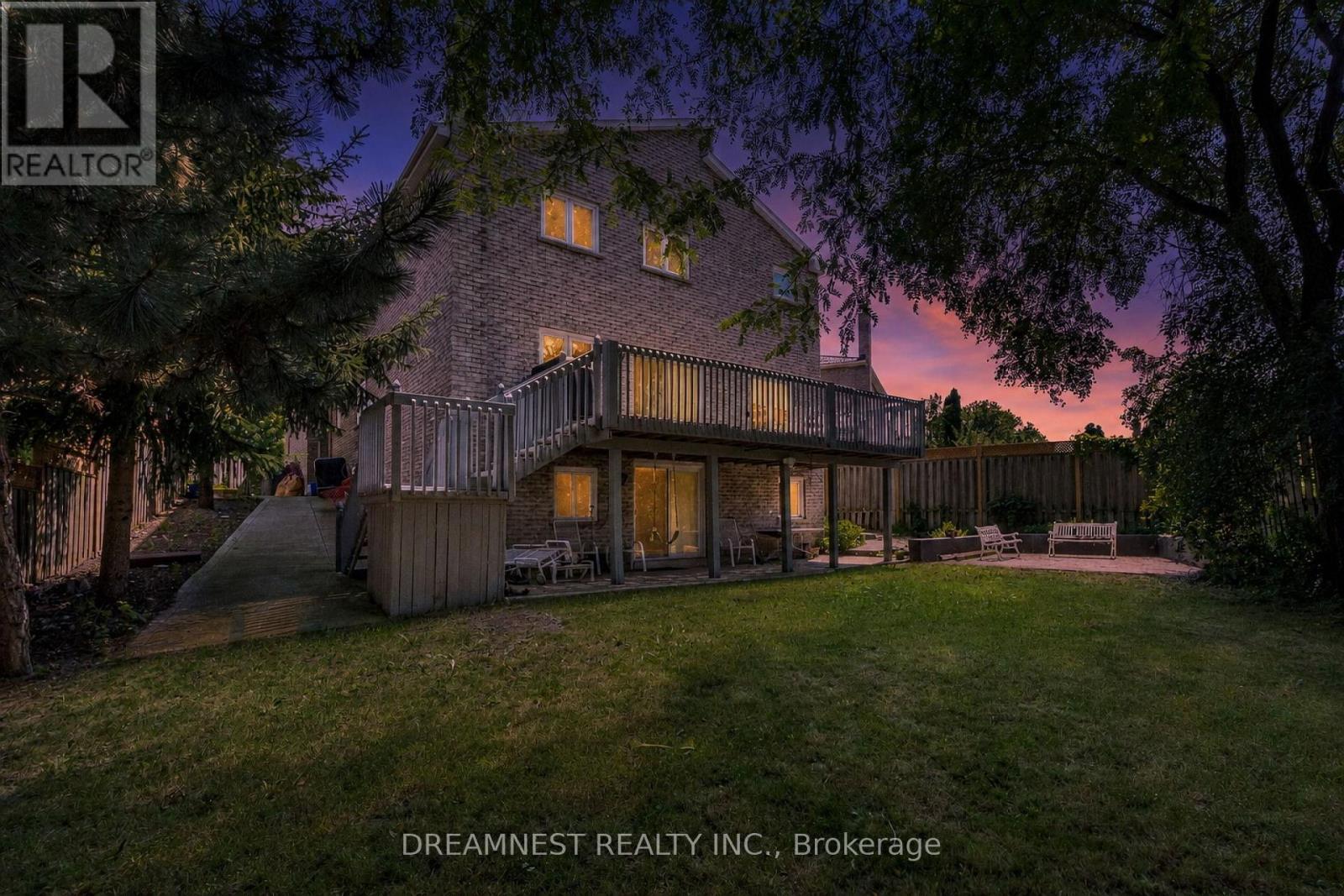 5959 LADYBURN CRESCENT - 37