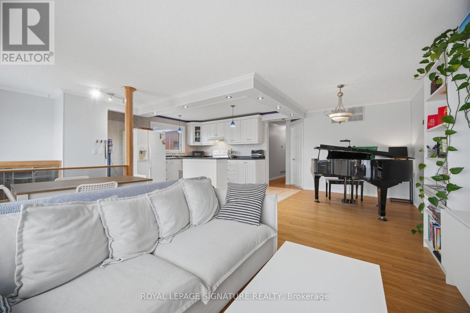 51 WILTON DRIVE - 11