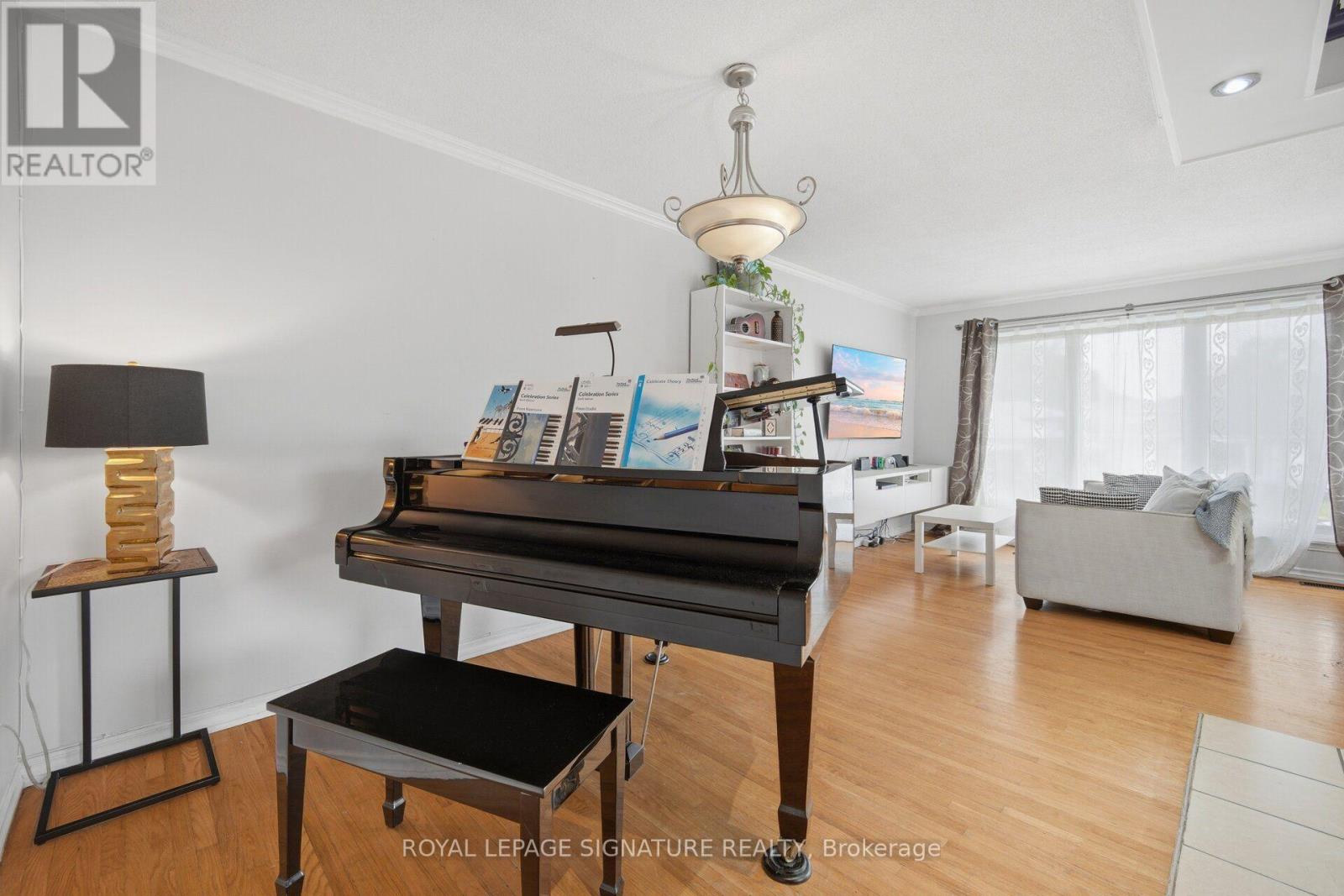 51 WILTON DRIVE - 13