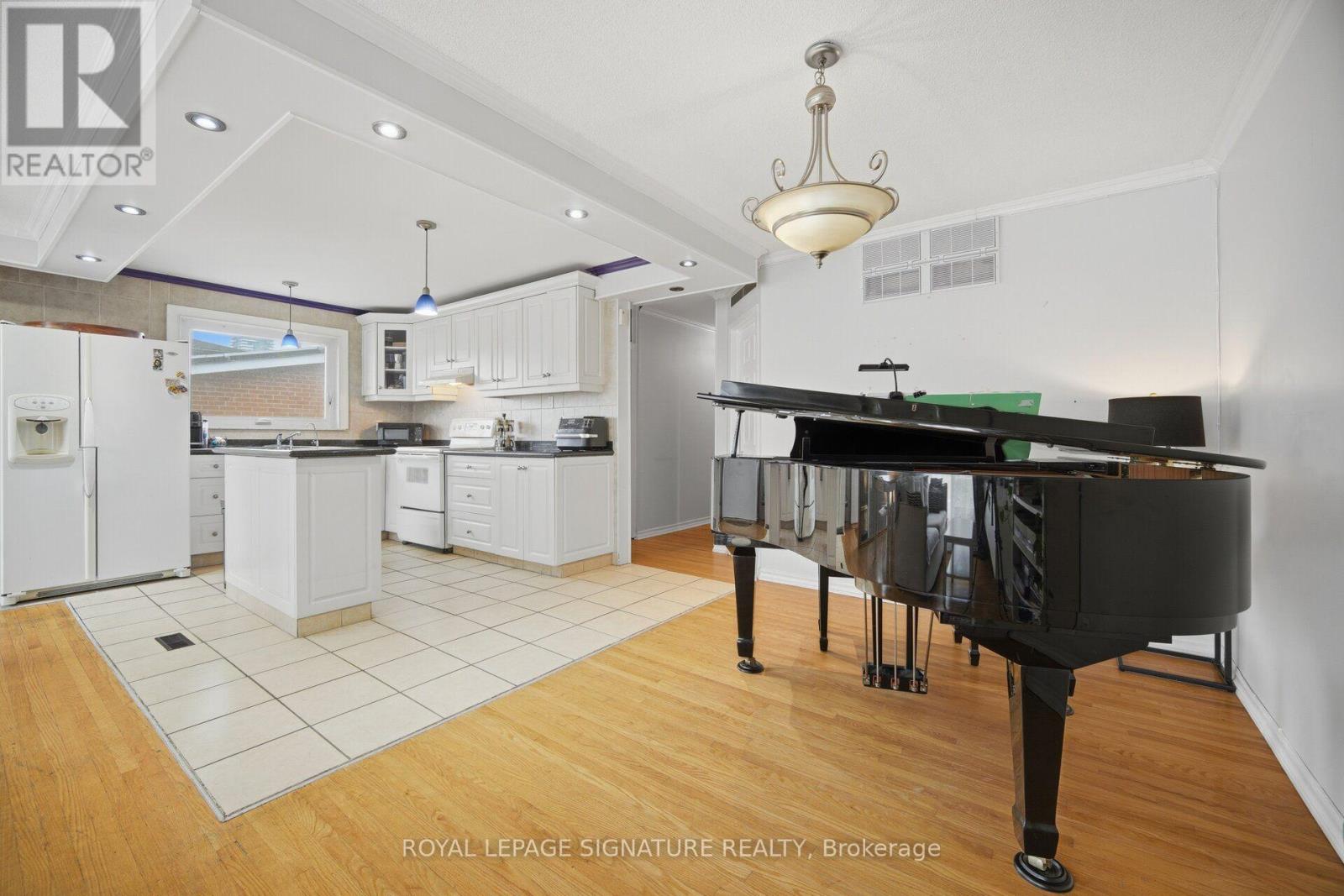 51 WILTON DRIVE - 14