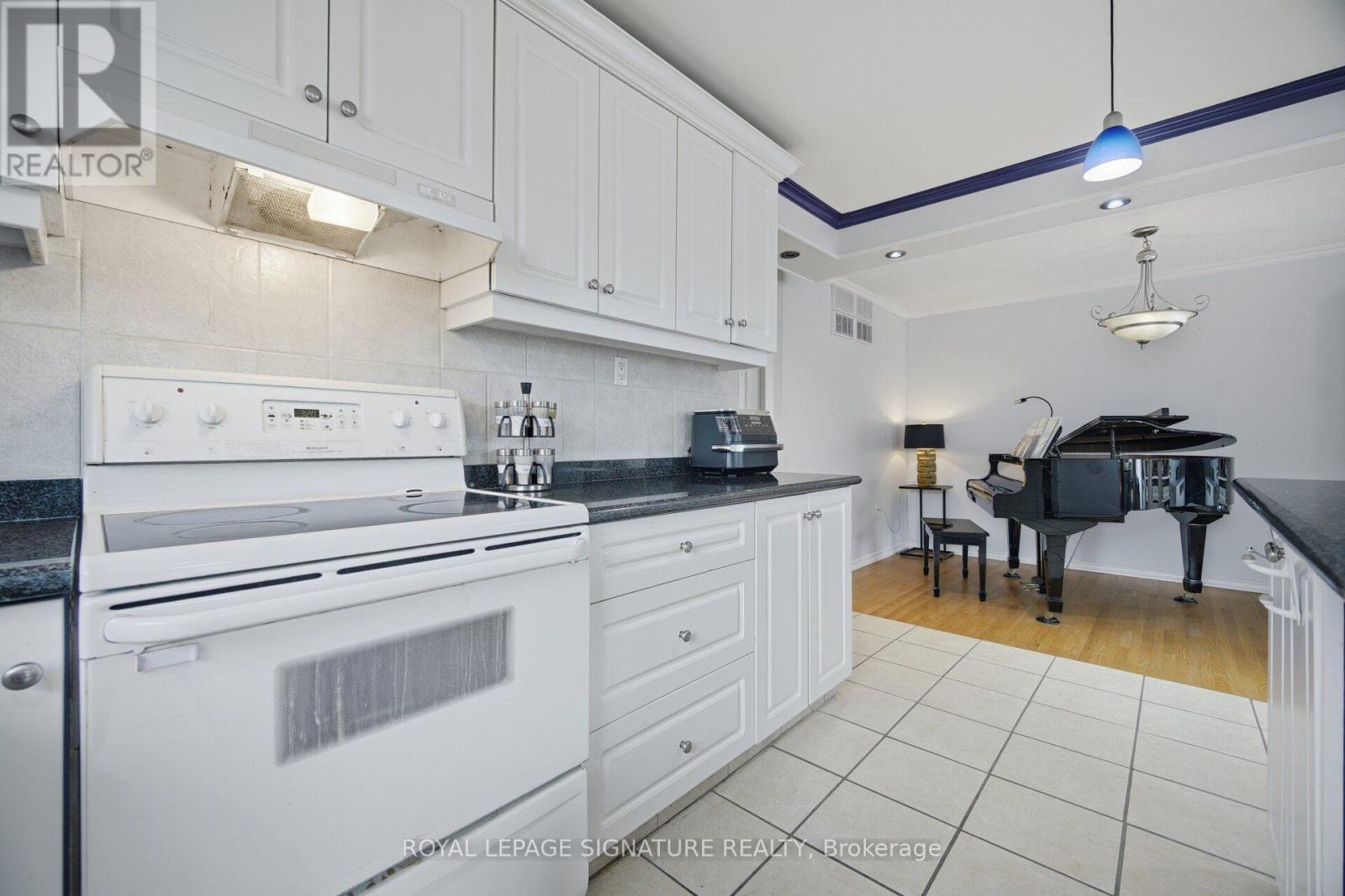 51 WILTON DRIVE - 18