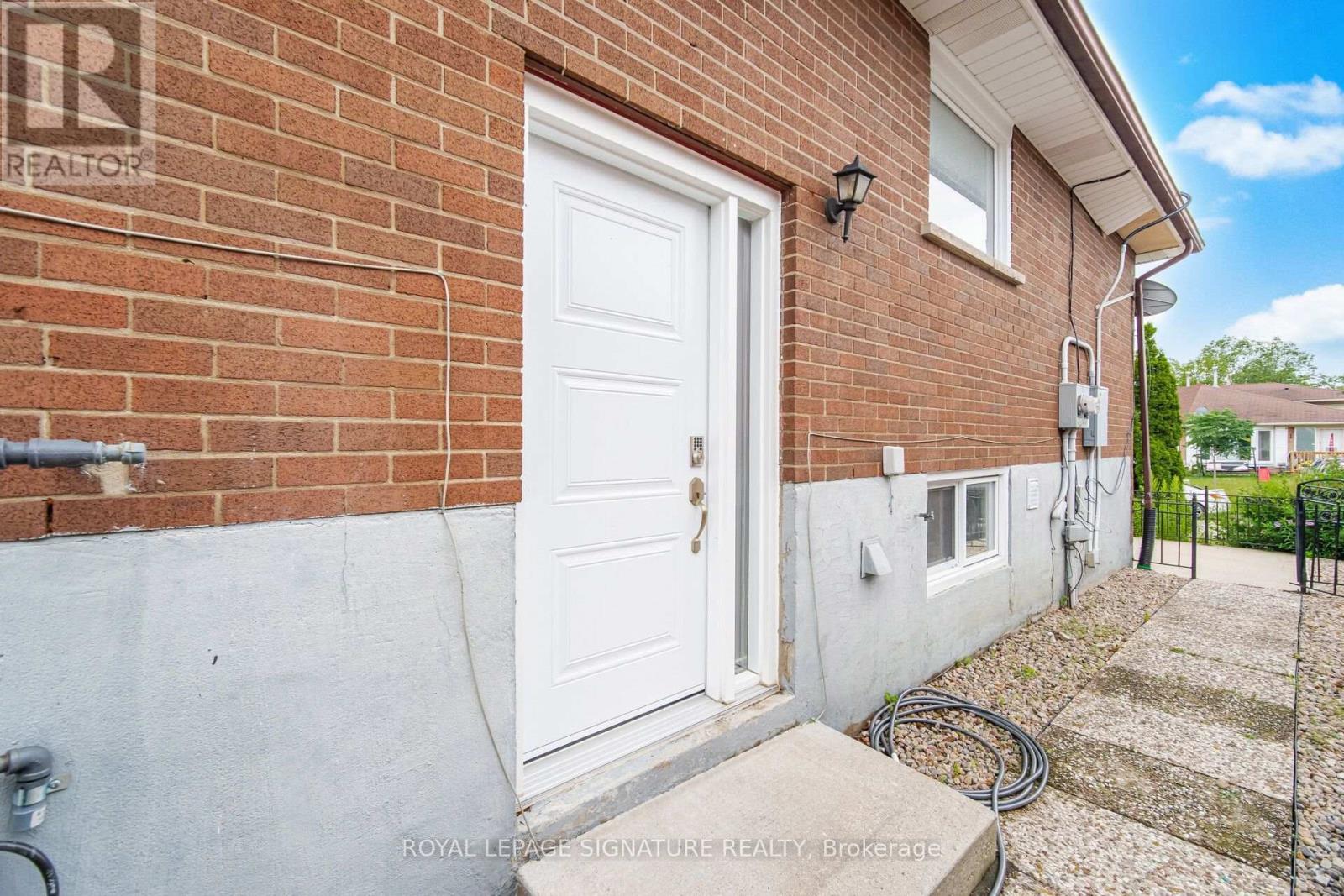 51 WILTON DRIVE - 33