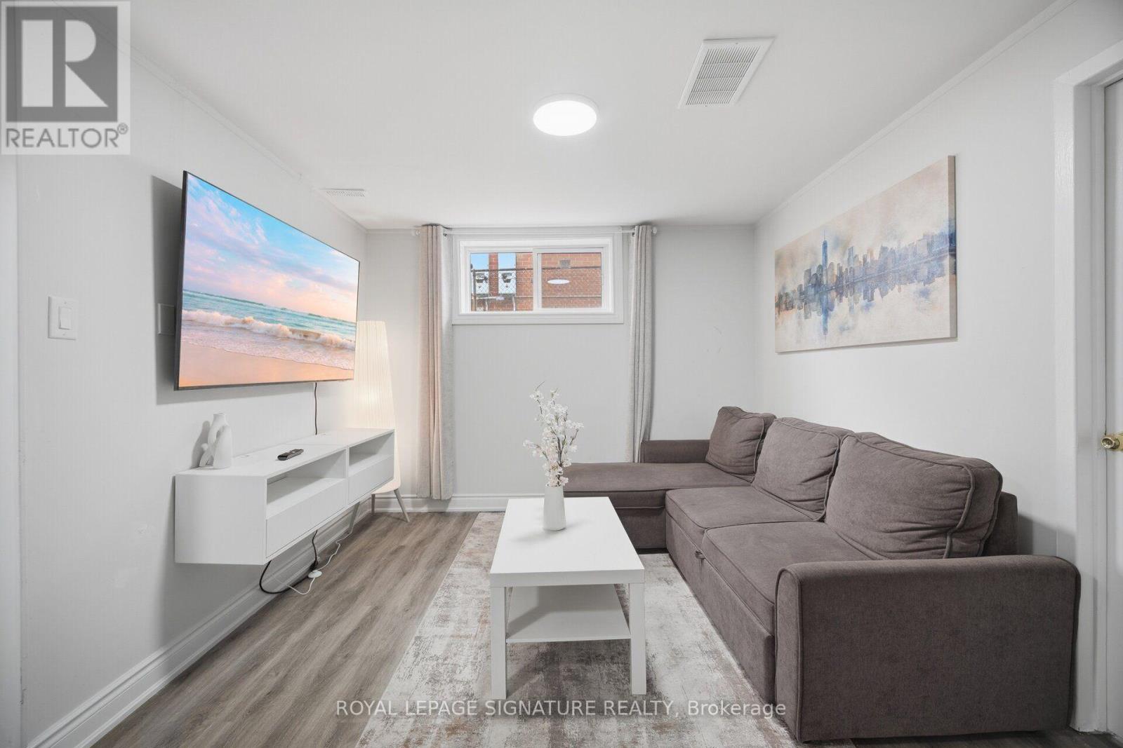51 WILTON DRIVE - 37