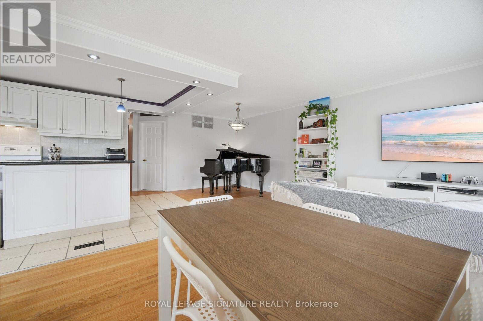 51 WILTON DRIVE - 9