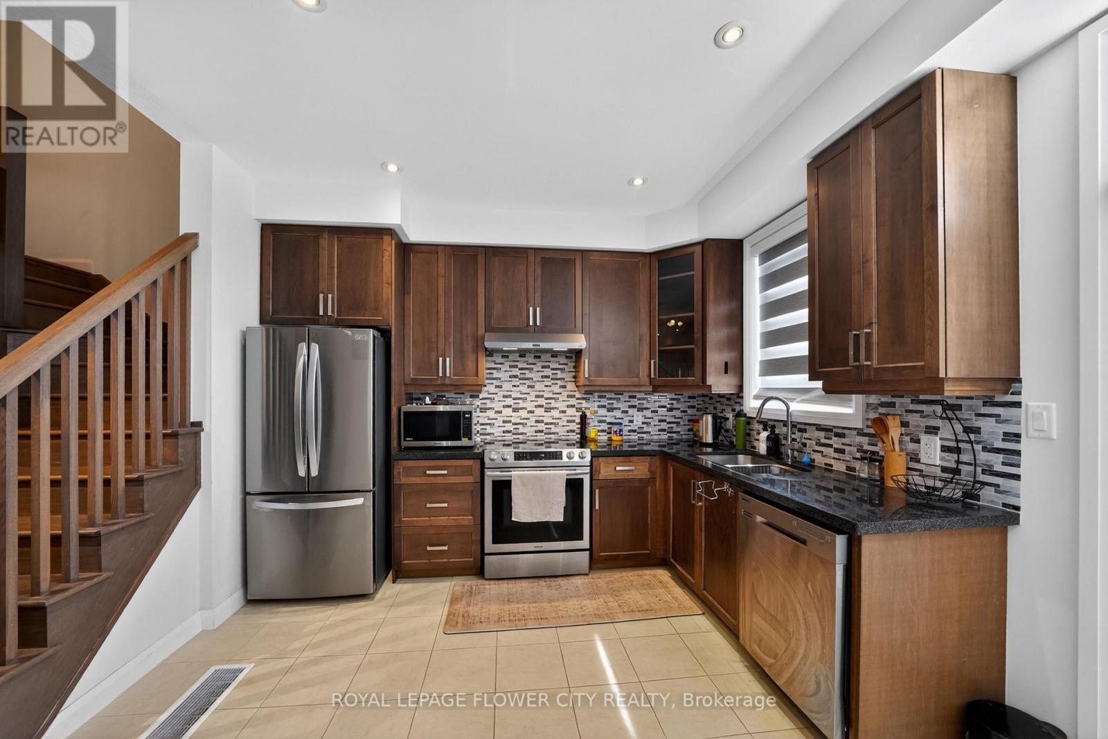 #28 1169 GARNER ROAD E - 9