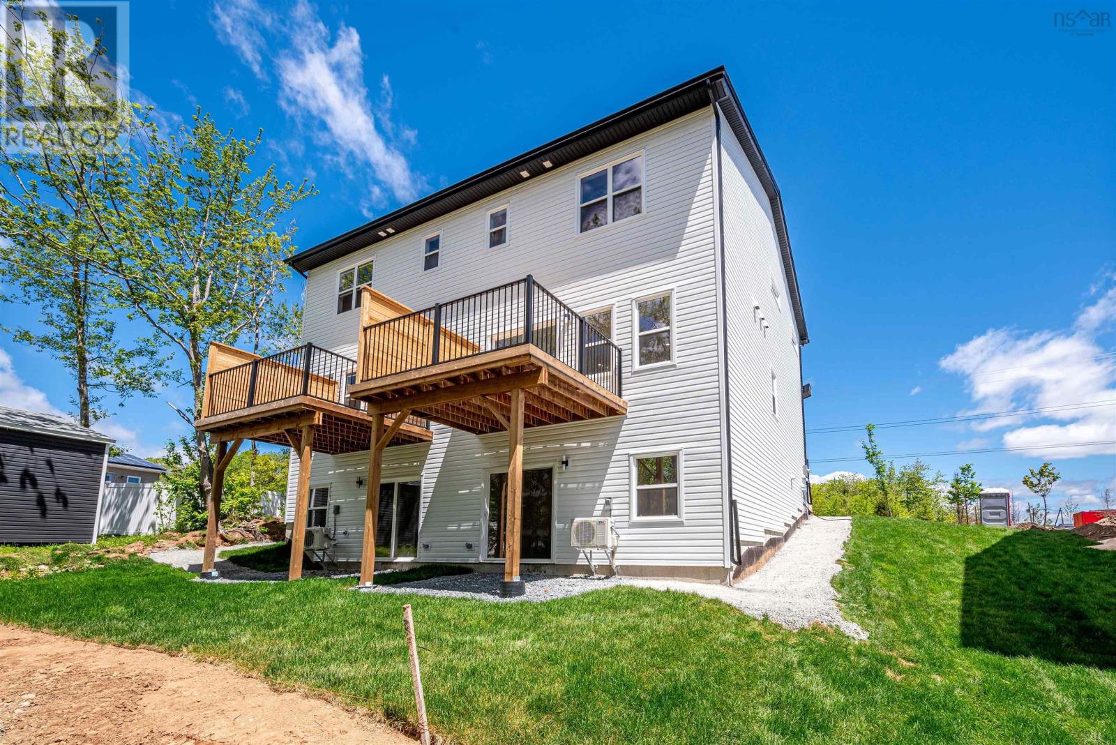 27A 196 Honeygold Drive - 48