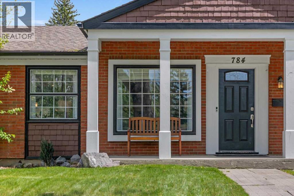 784 Acadia Drive SE - 1