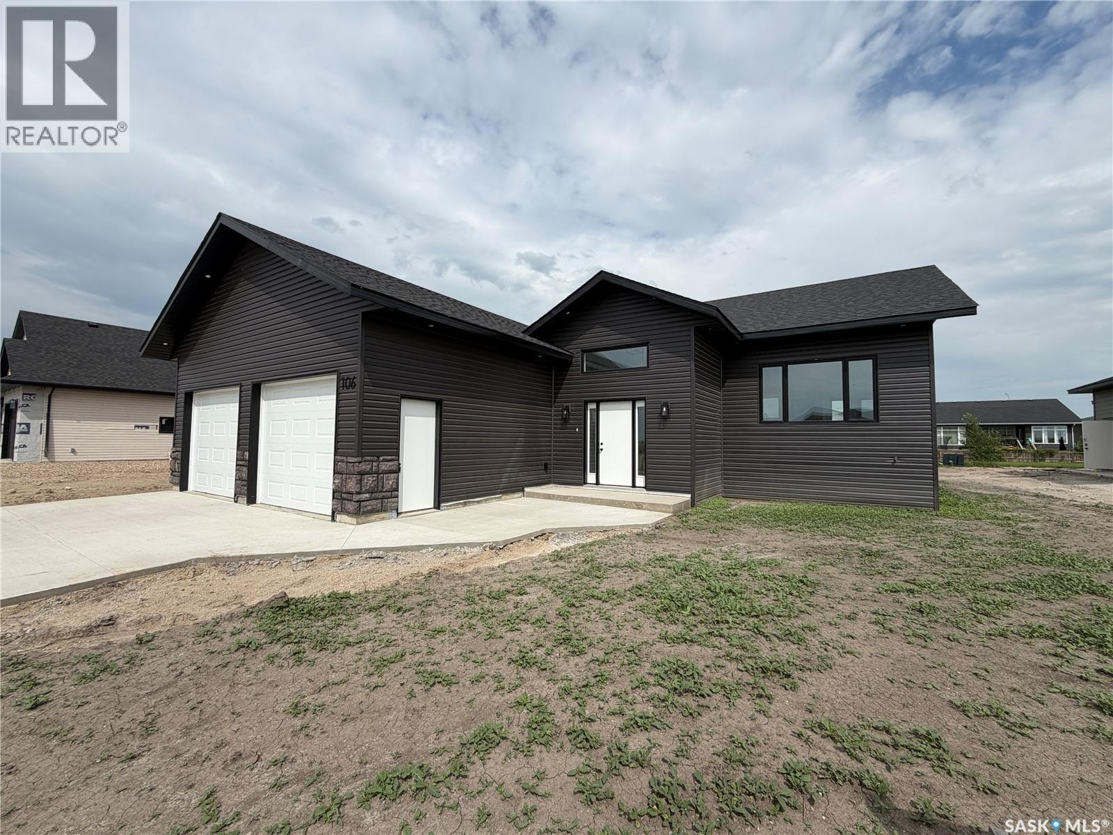 106 Lakewood DRIVE - 2
