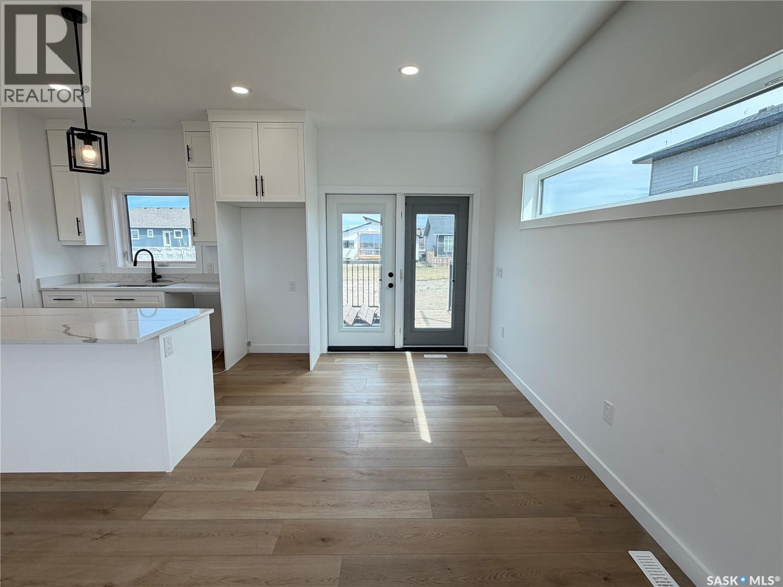 106 Lakewood DRIVE - 14