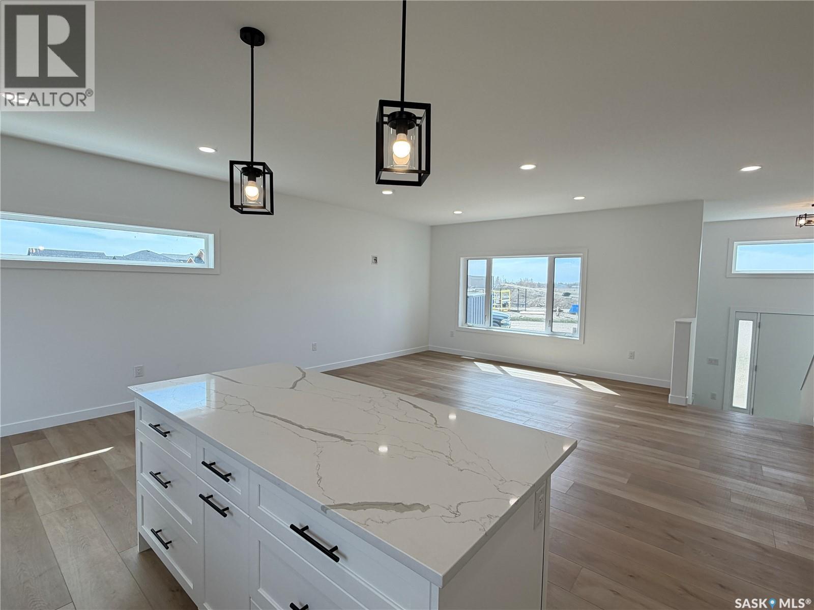 106 Lakewood DRIVE - 23
