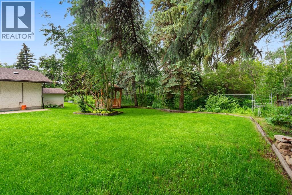 10128 85 Avenue - 5