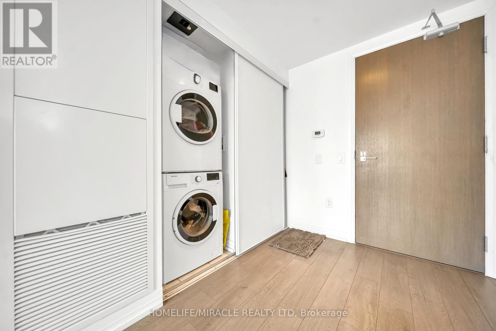 #3512 251 JARVIS STREET - 25
