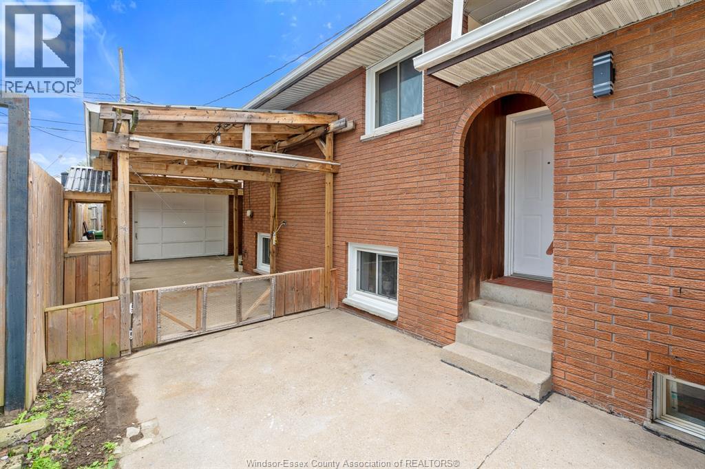 1491 ELLROSE AVENUE - 5