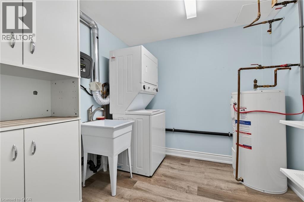 #303 19 LAKE Avenue S - 32