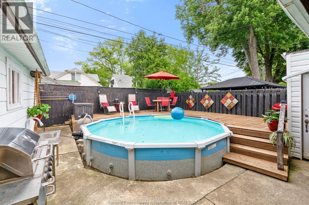 1491 ELLROSE AVENUE - 9
