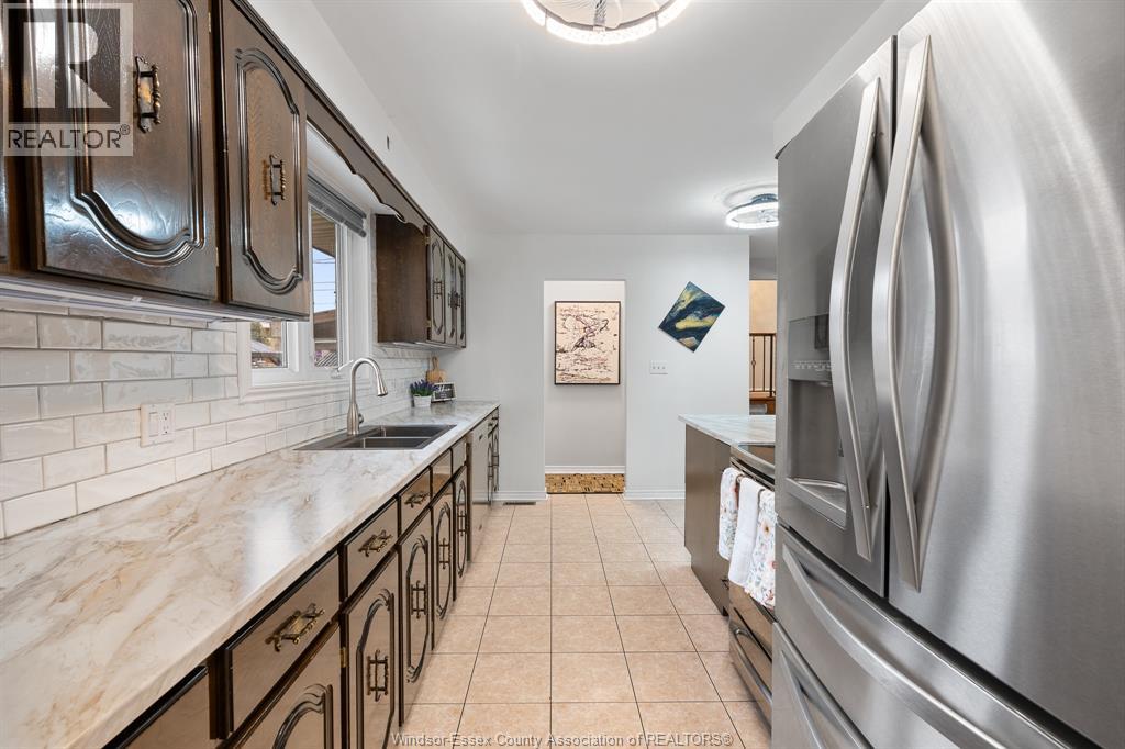 1491 ELLROSE AVENUE - 33