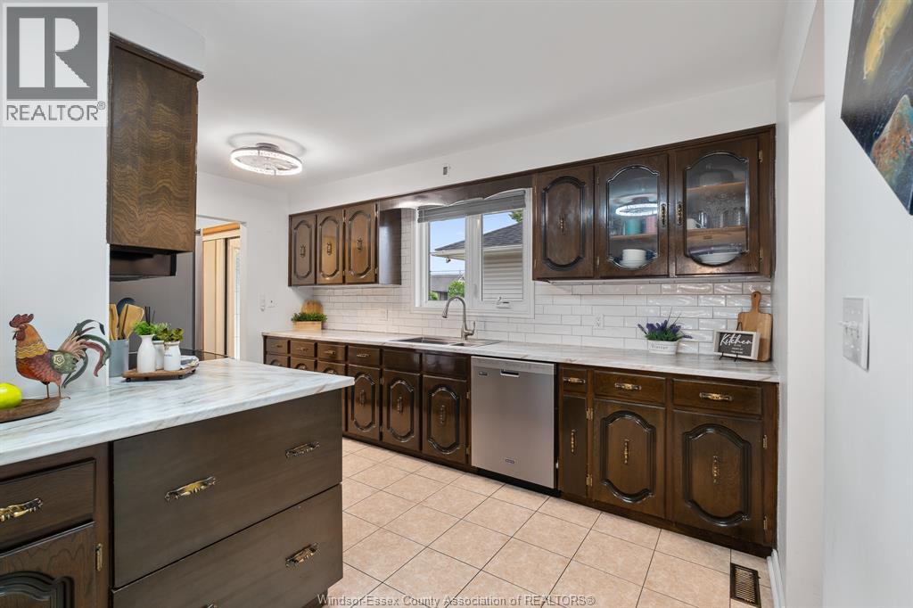 1491 ELLROSE AVENUE - 30