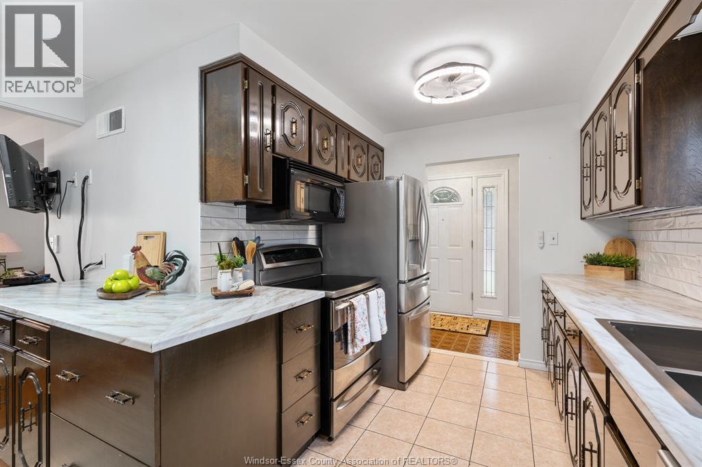 1491 ELLROSE AVENUE - 32