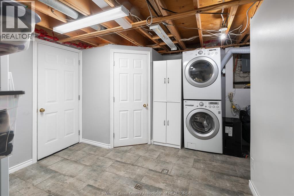 1491 ELLROSE AVENUE - 44