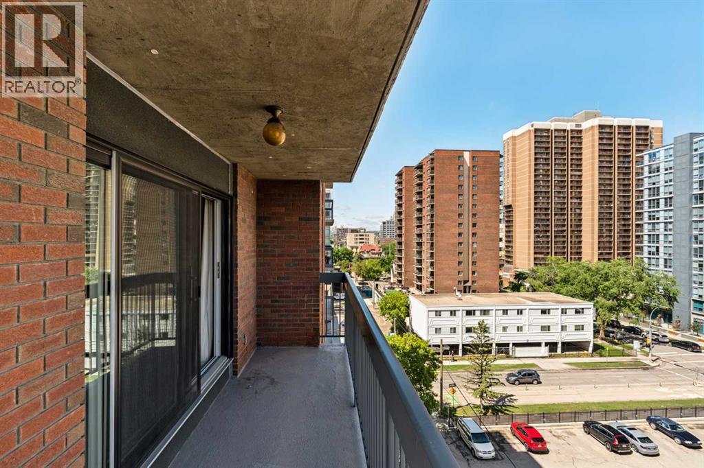 #840 540 14 Avenue SW - 17