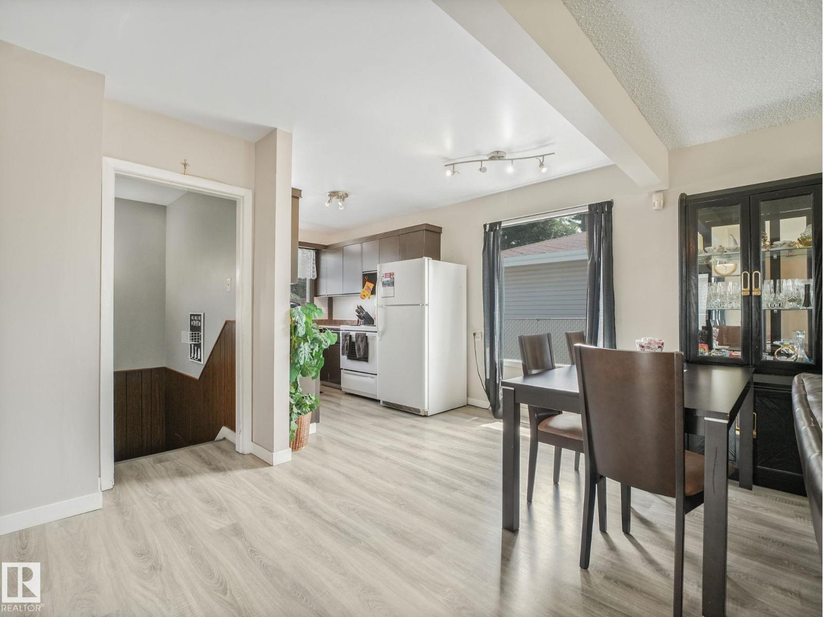 13323 58 ST NW - 26