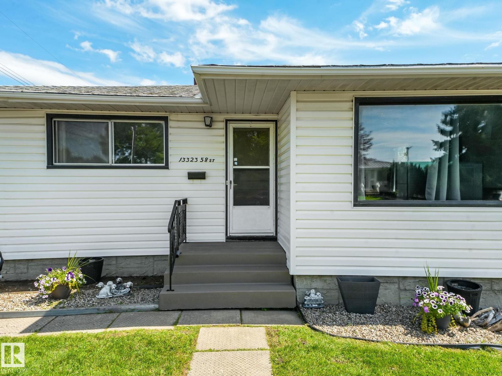 13323 58 ST NW - 17