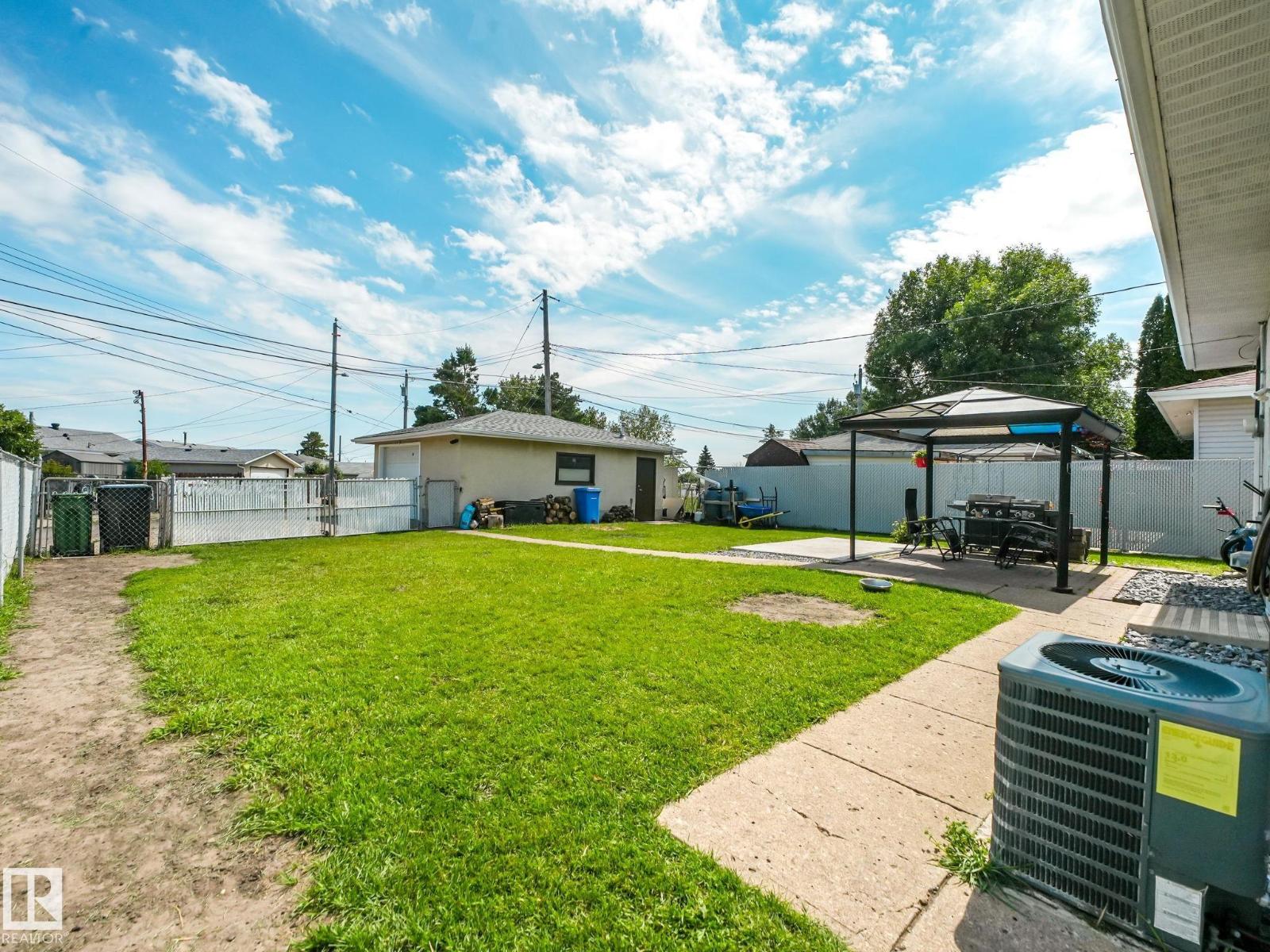 13323 58 ST NW - 19
