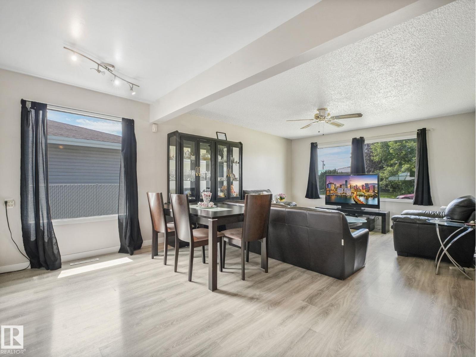 13323 58 ST NW - 28