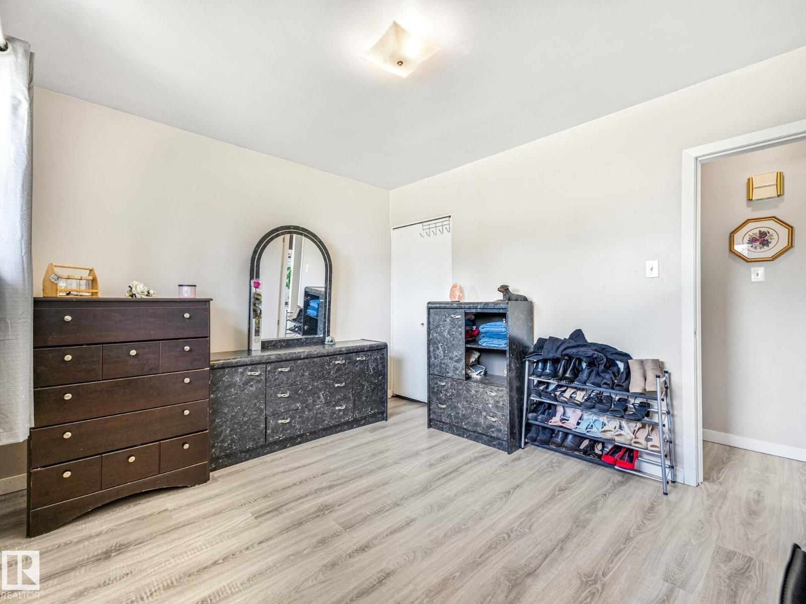 13323 58 ST NW - 33