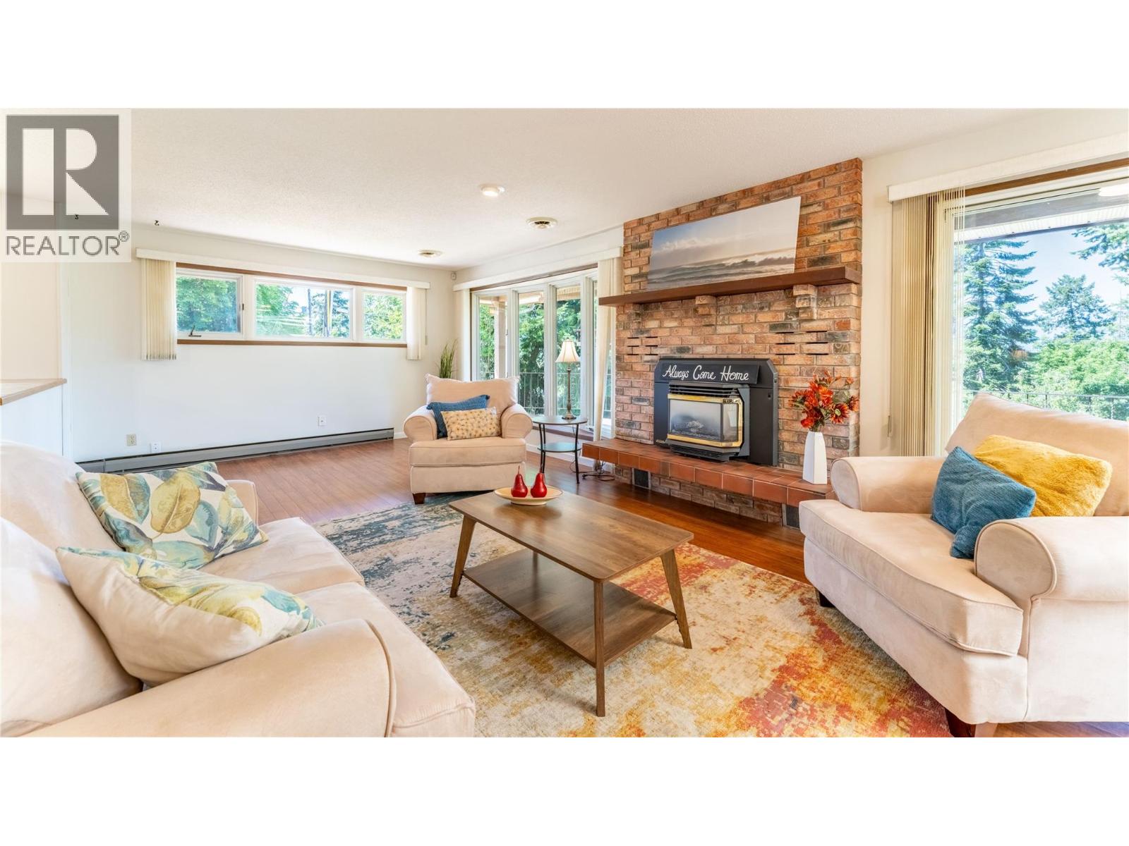 614 VANCOUVER N Street - 17