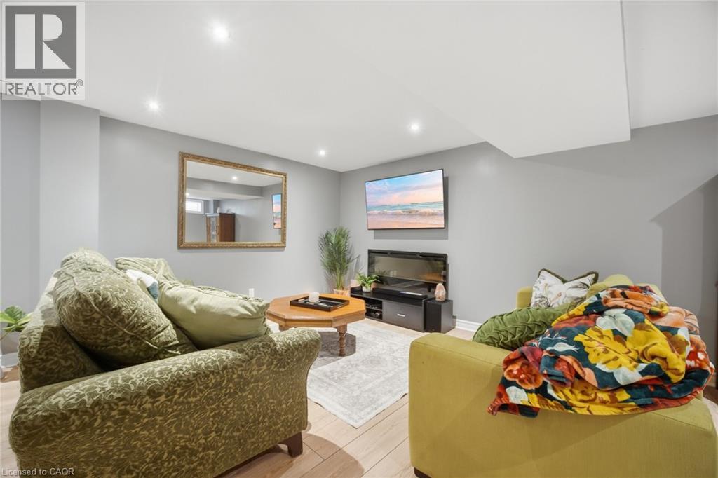 1845 HYDE MILL Crescent - Image 32