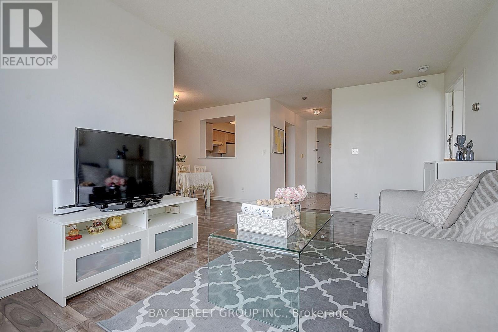 #709 5039 FINCH AVENUE E - 10