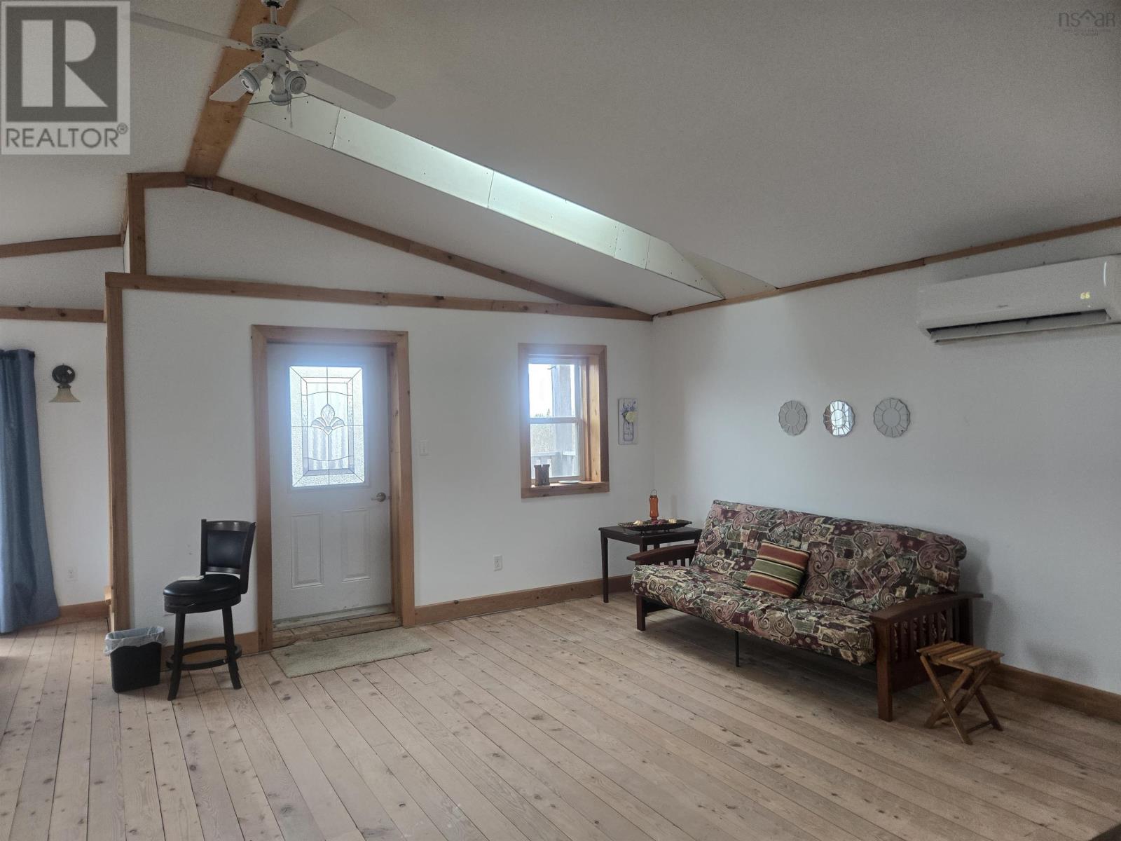 217 McAuley Road - 11
