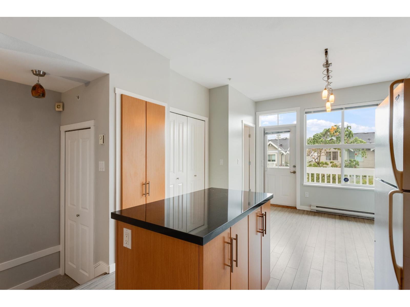 25 20460 66 AVENUE, Langley