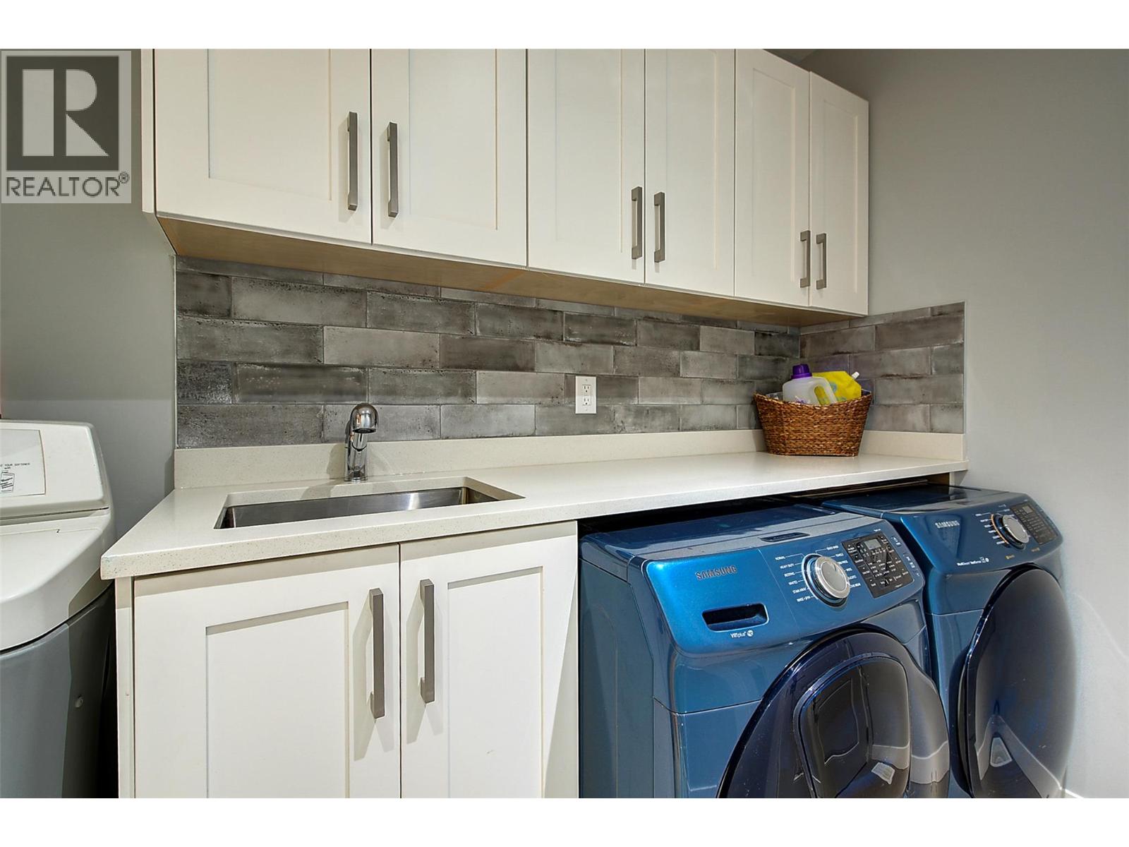 361 Chardonnay Avenue - 43