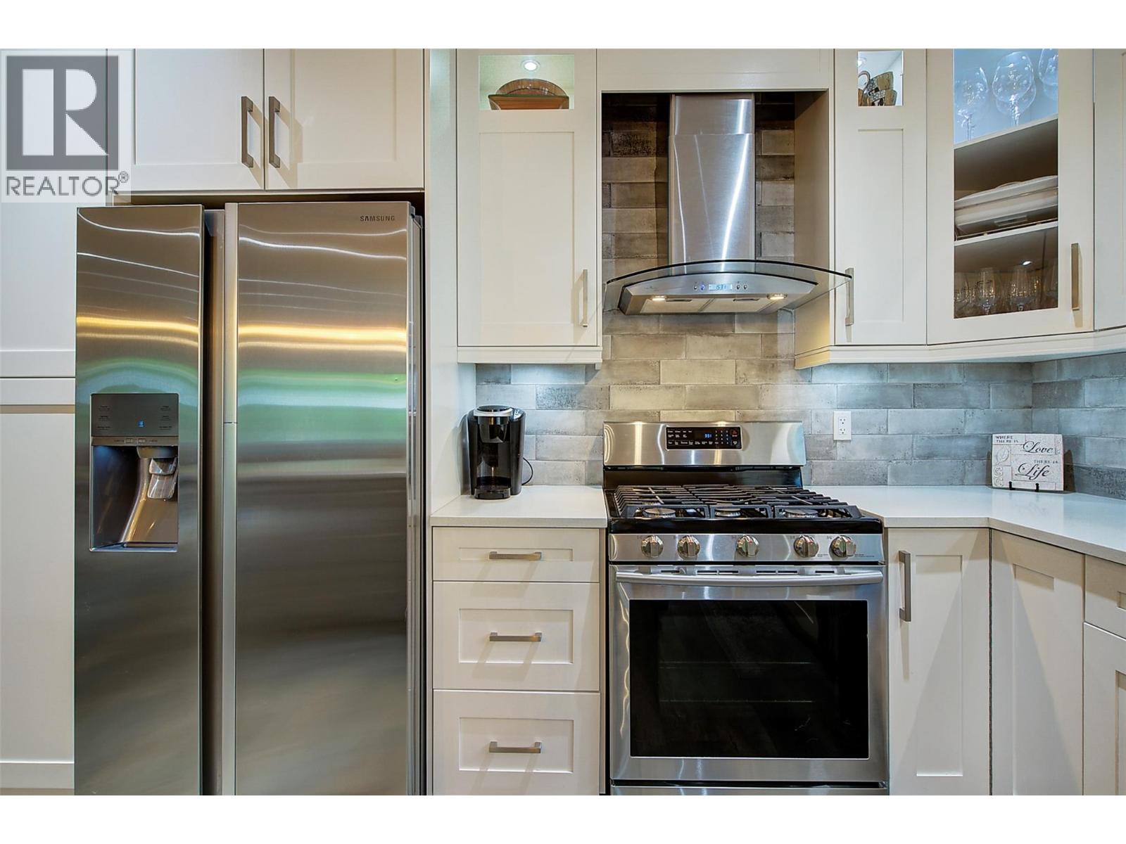 361 Chardonnay Avenue - 22