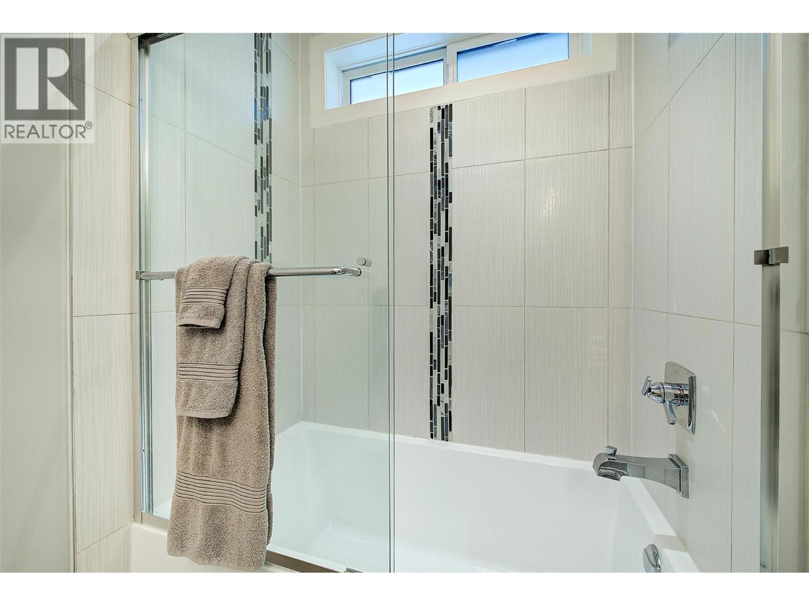361 Chardonnay Avenue - 40