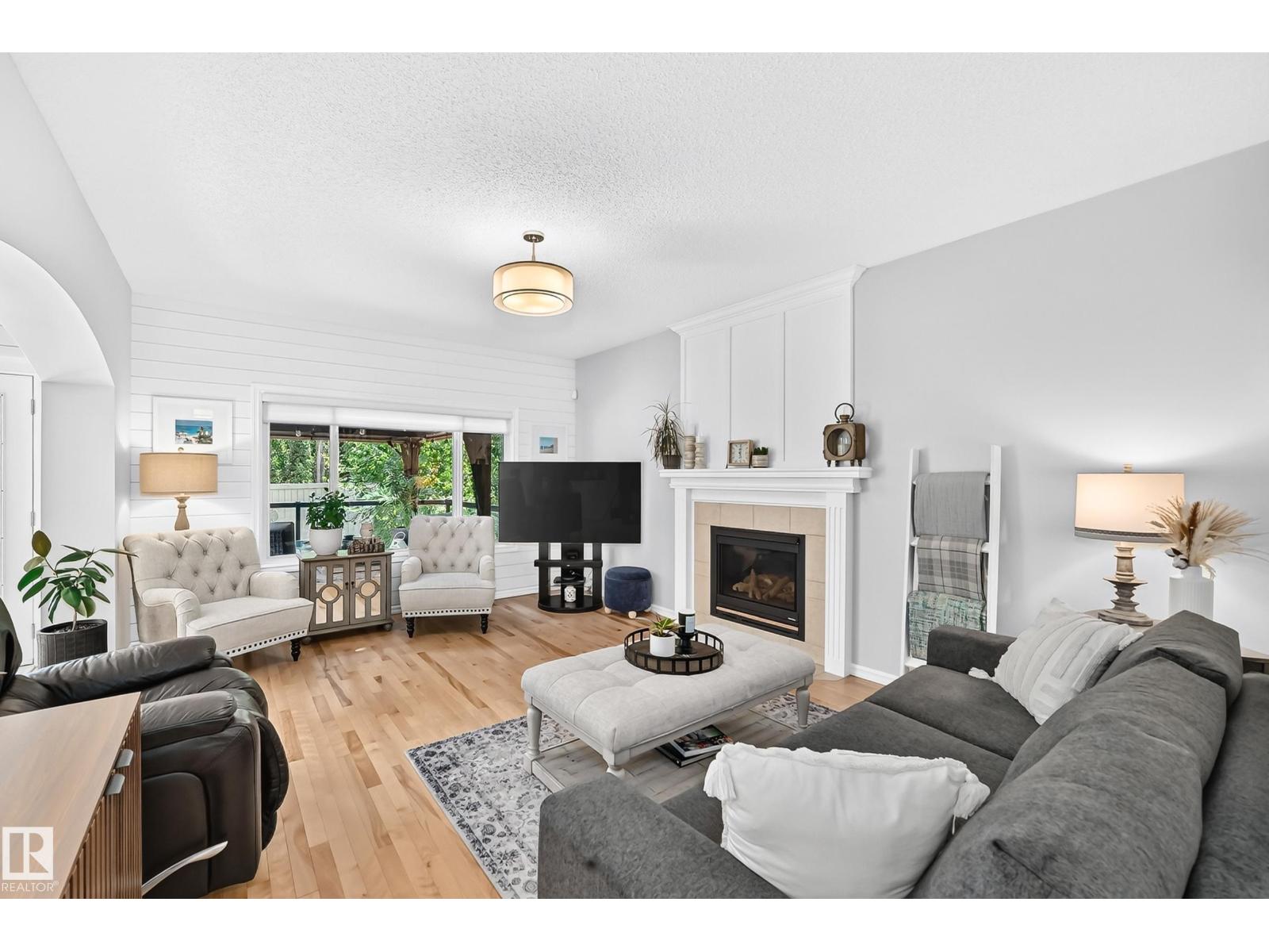 823 77 ST SW SW - 6