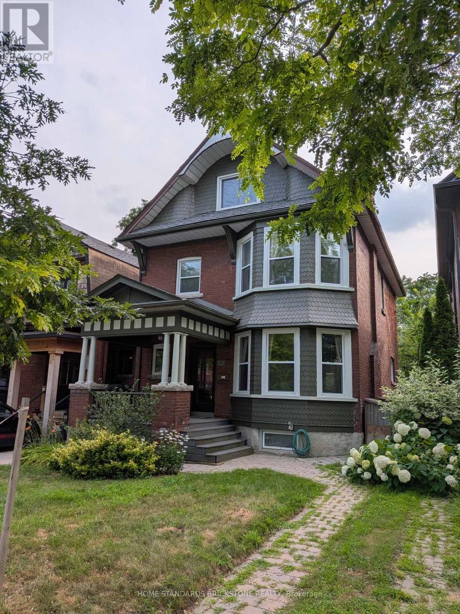 136 MEDLAND STREET - 1